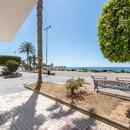 Wintowinrentals Dream On The Beachfront *